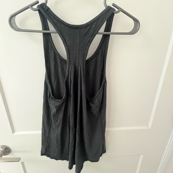 Love Tank (Pleated) - Picture 3 of 3